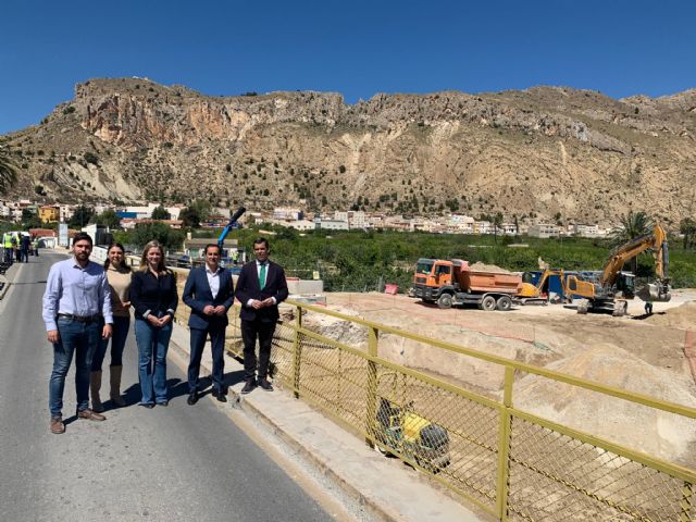 Avanzan las obras del nuevo puente sobre el río que conectará de forma segura los municipios de Ulea y Villanueva del Río Segura